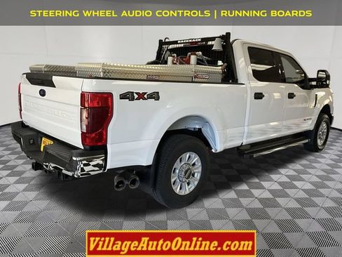 Used 2022 Ford F250 XLT w/ XLT Value Package AWD/4WD image 4