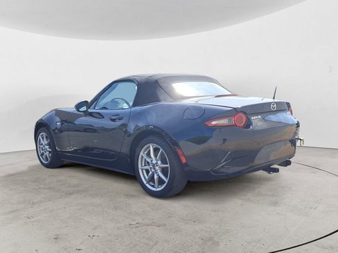 Used 2016 MAZDA MX-5 Miata Sport image 5