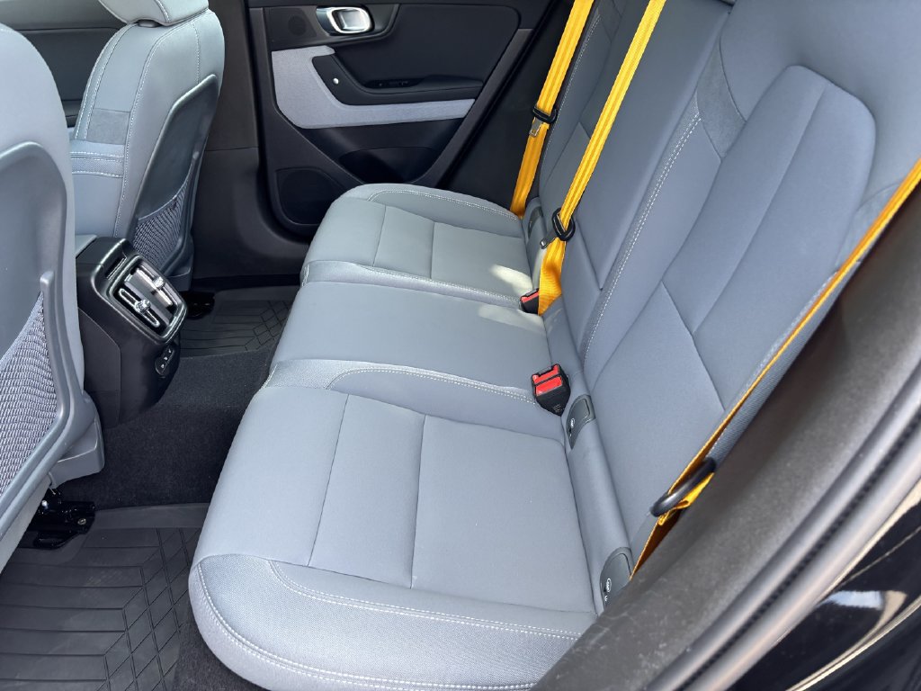 Used 2023 Polestar Polestar 2 w/ Pilot Pack AWD/4WD image 18