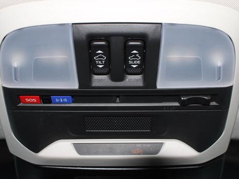 New 2026 Subaru Crosstrek 2.0i Premium image 12