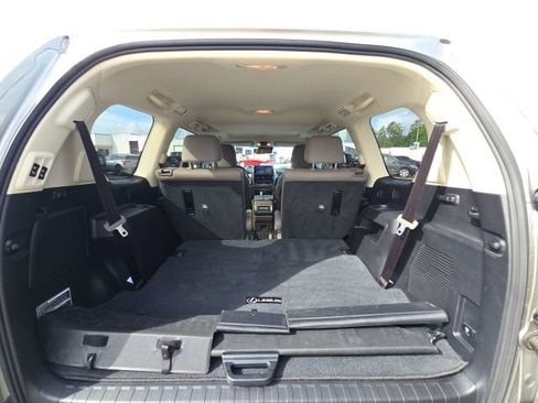 Used 2023 Lexus GX 460 Premium AWD/4WD image 11