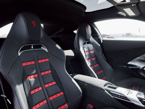 Used 2025 Ferrari 12Cilindri image 52