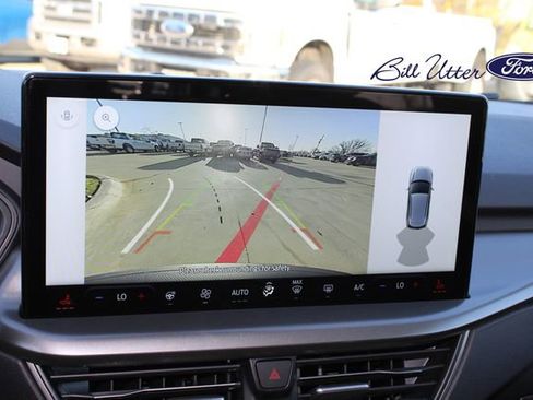 New 2025 Ford Escape SE image 14