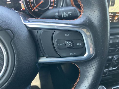 Used 2023 Jeep Gladiator Mojave w/ LED Lighting Group image 28