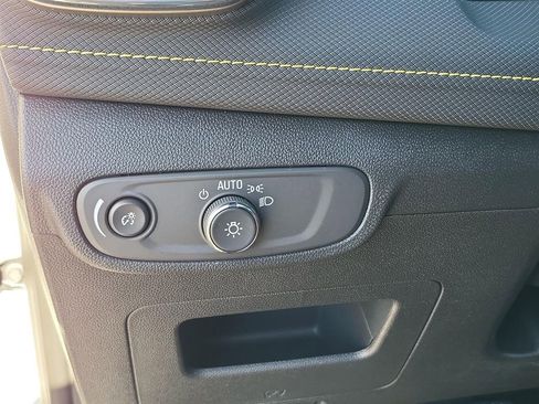 Certified 2025 Chevrolet TrailBlazer ACTIV w/ Convenience Package image 10