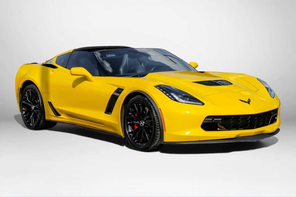 Used 2015 Chevrolet Corvette Z06 w/ 2LZ Preferred Equipment Group RWD image 4