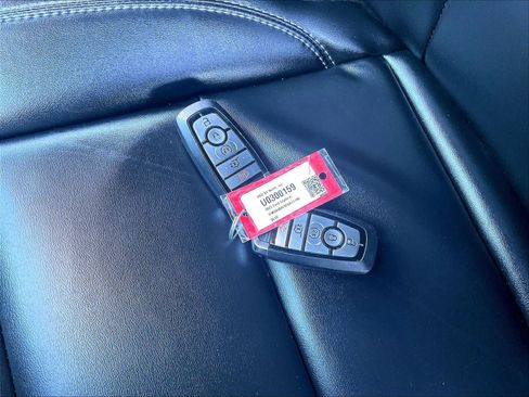 Used 2023 Ford Explorer XLT w/ Equipment Group 202A image 30