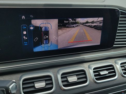 Certified 2026 Mercedes-Benz GLS 450 4MATIC image 33