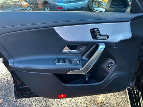 Used 2025 Mercedes-Benz CLA 250 4MATIC image 10