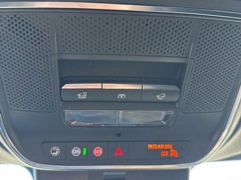 Used 2024 Chevrolet Traverse RS w/ LPO, Floor Liner Package image 33