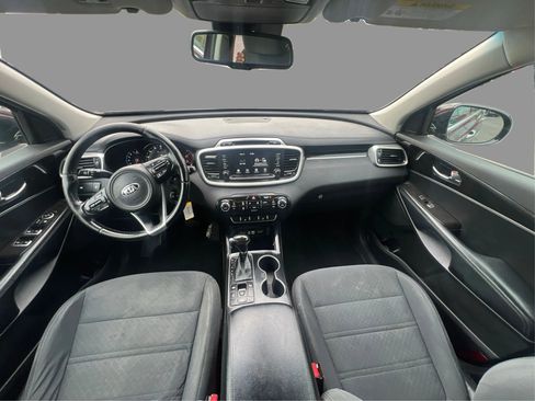 Used 2017 Kia Sorento AWD w/ LX Convenience Package image 26