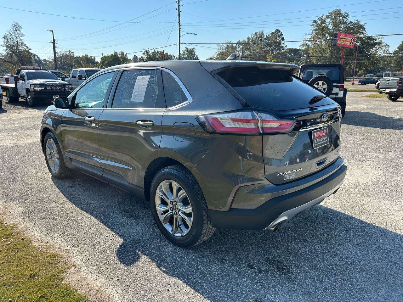 Used 2019 Ford Edge Titanium w/ Equipment Group 301A FWD image 5