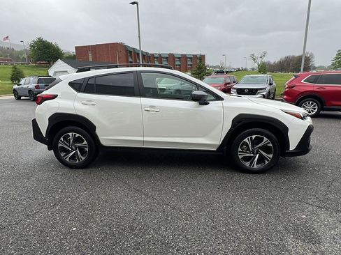 Used 2024 Subaru Crosstrek 2.0i Premium AWD/4WD image 3