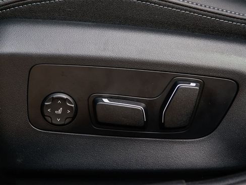 Used 2025 BMW i5 xDrive40 w/ M Sport Package image 21