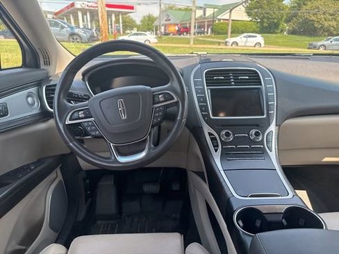 Used 2020 Lincoln Nautilus Reserve w/ Equipment Group 202A AWD/4WD image 20