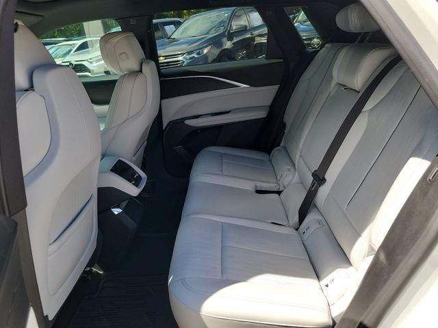 Used 2024 Cadillac Lyriq Luxury RWD image 14