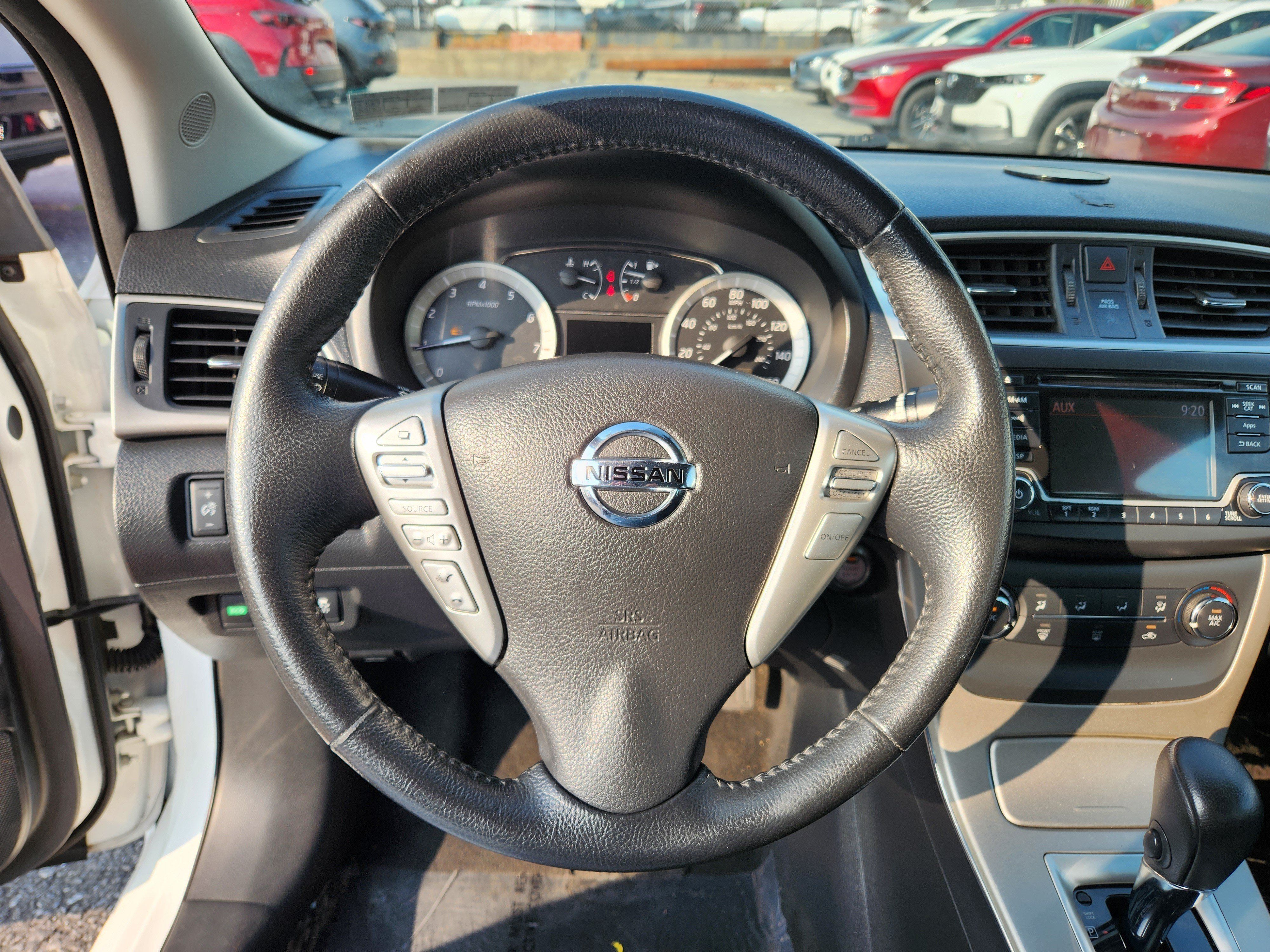 Used 2015 Nissan Sentra SV FWD image 18