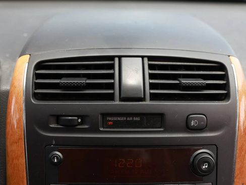 Used 2007 Saturn Vue 2WD V6 w/ Comfort Pkg image 34