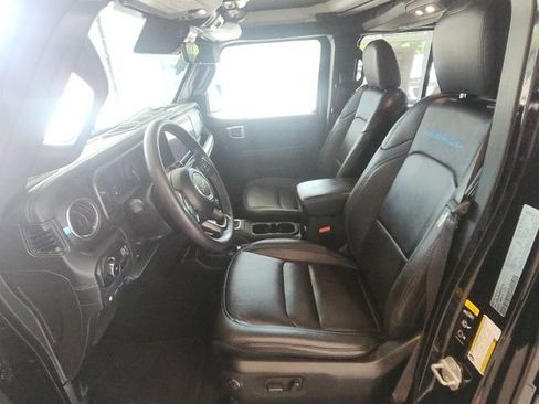 Used 2024 Jeep Wrangler Unlimited Rubicon 4xe AWD/4WD image 25