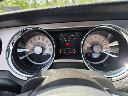 Used 2011 Ford Mustang GT Premium w/ GT Coupe Accessory Pkg 5 image 10