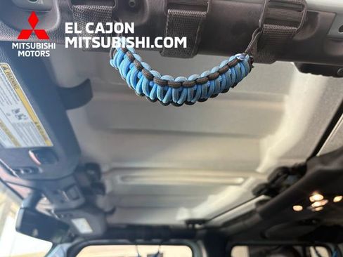 Used 2023 Jeep Wrangler Unlimited Sahara AWD/4WD image 22