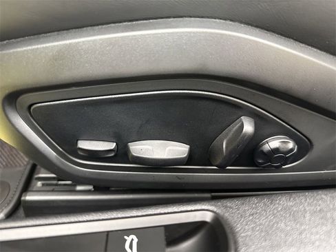 Certified 2025 Porsche 911 Carrera image 40