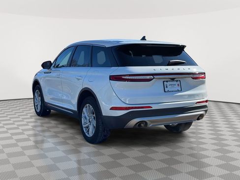 Used 2023 Lincoln Corsair AWD w/ Rear Removable Package Tray image 5