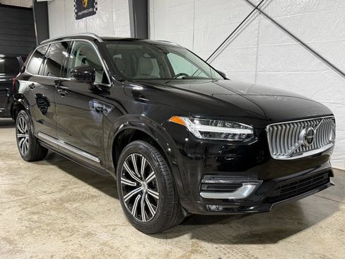 Used 2024 Volvo XC90 B5 Core AWD/4WD image 7