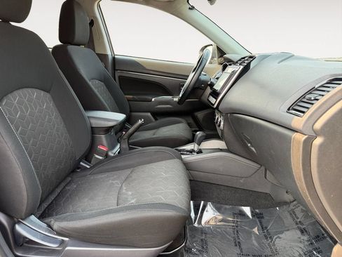 Used 2021 Mitsubishi Outlander Sport SE FWD image 24