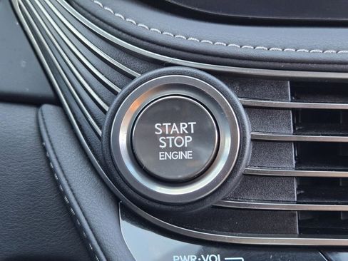 Used 2021 Lexus LS 500 w/ Interior Upgrade Package image 24