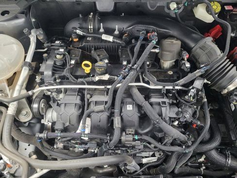 Used 2021 Lincoln Corsair w/ Equipment Group 101A image 30