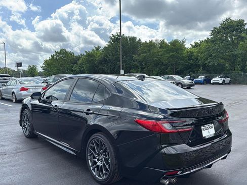 Used 2025 Toyota Camry XSE image 3