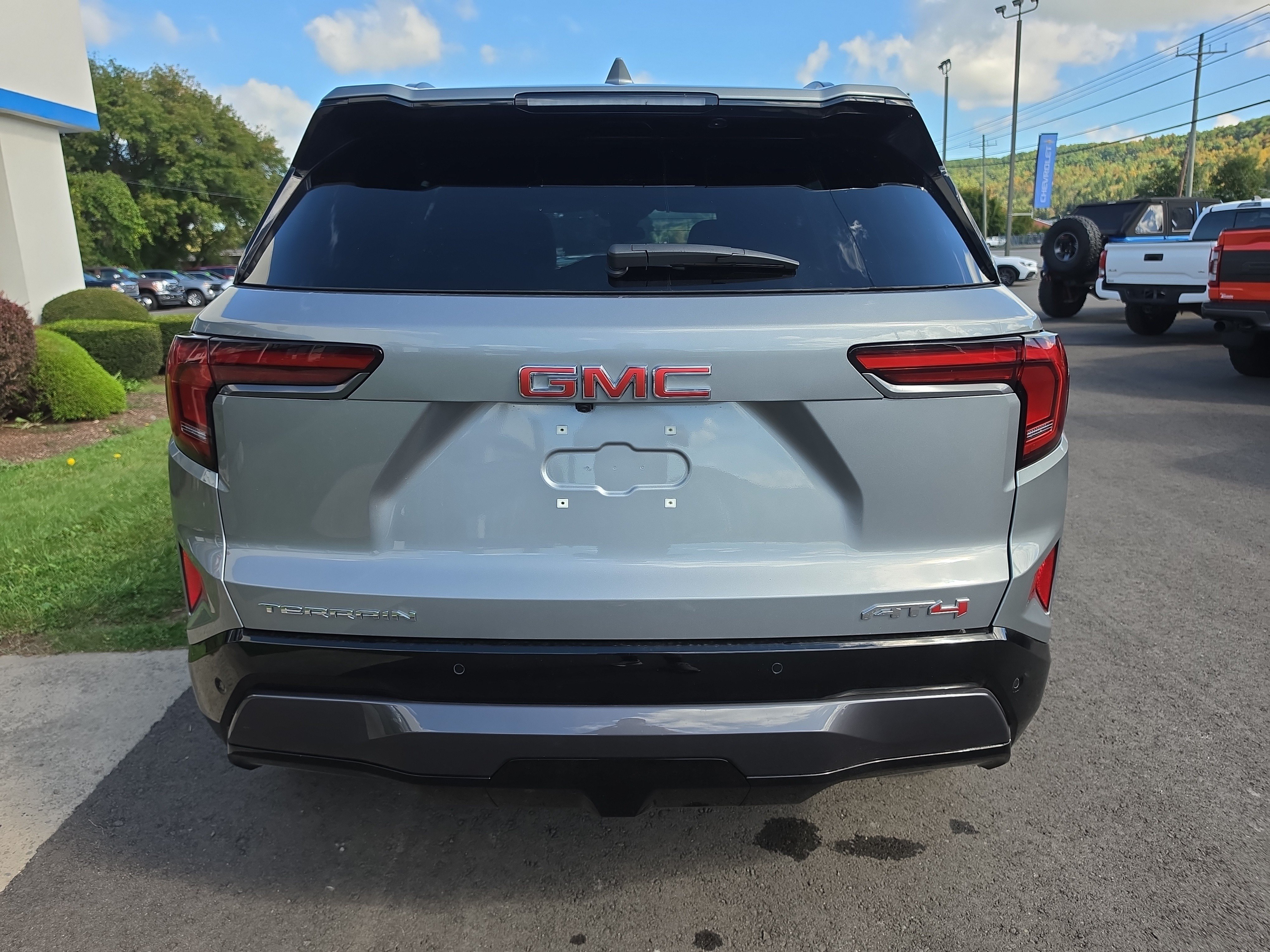 New 2027 GMC Terrain AT4 AWD/4WD image 4