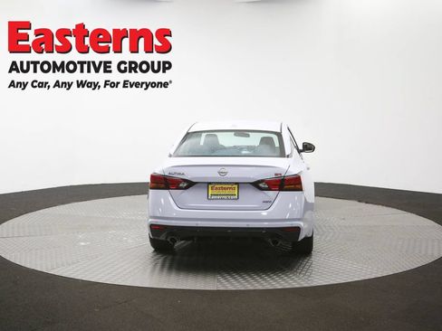 Used 2025 Nissan Altima 2.5 SR w/ SR Premium Package AWD/4WD image 37