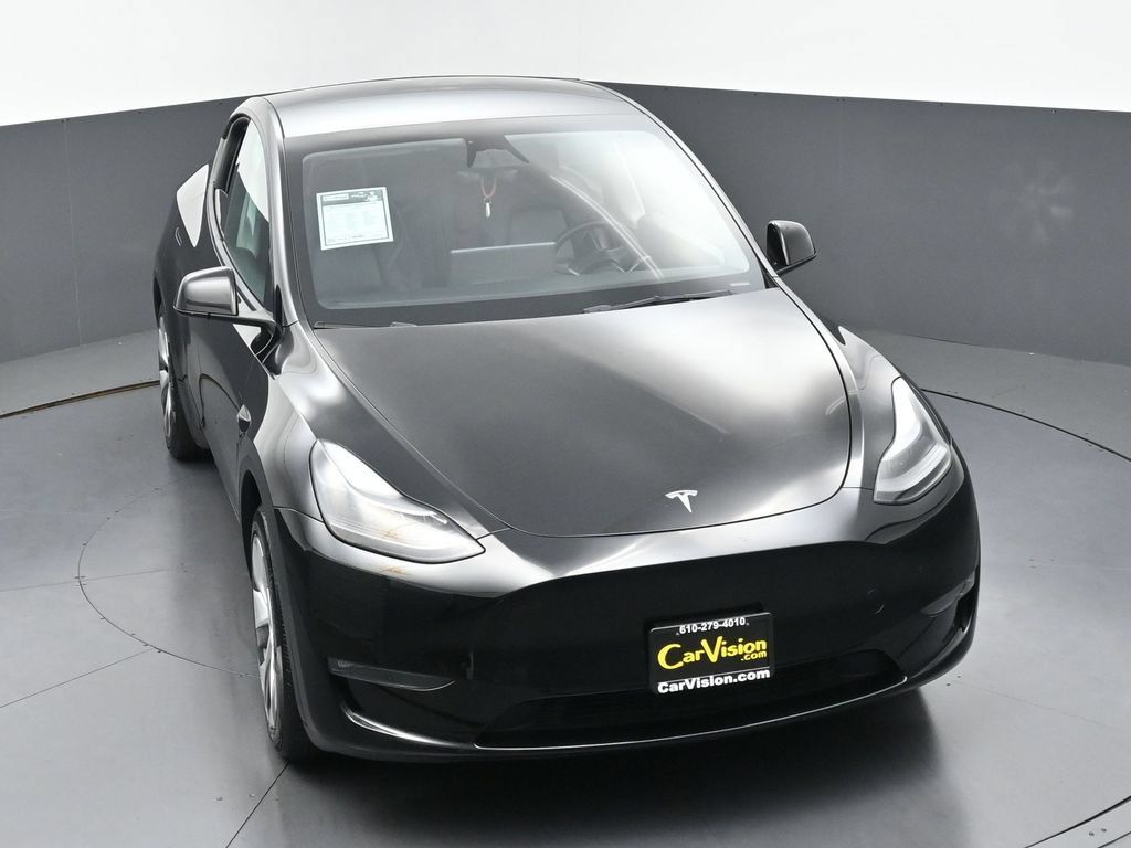 Used 2023 Tesla Model Y 2WD image 41