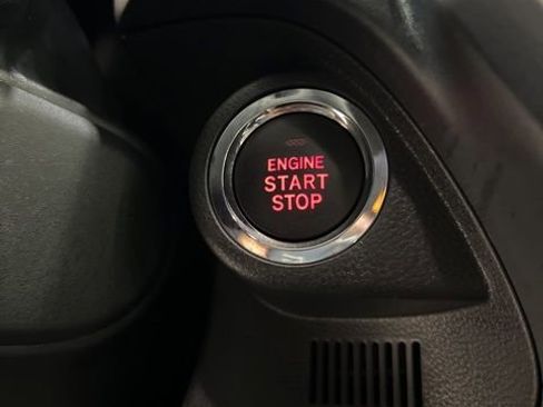 Certified 2025 Subaru Forester Premium image 19