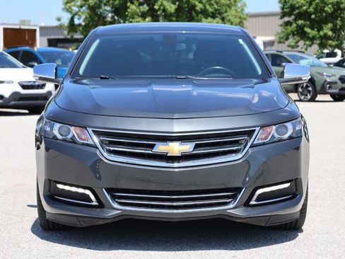 Used 2019 Chevrolet Impala Premier FWD image 2