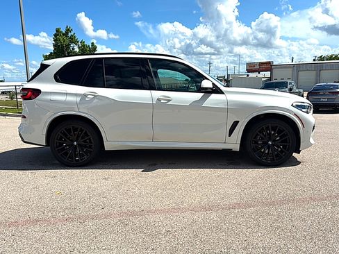 Used 2023 BMW X5 xDrive40i w/ M Sport Package AWD/4WD image 5