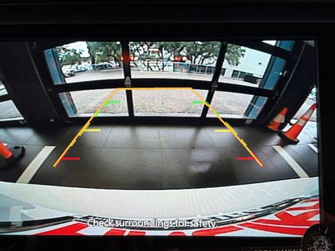 New 2025 Nissan Versa SR image 16