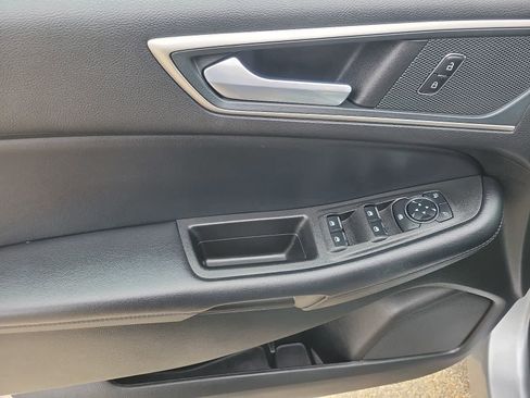 Used 2024 Ford Edge SEL image 13