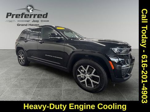 Used 2024 Jeep Grand Cherokee Limited w/ Luxury Tech Group II image 8