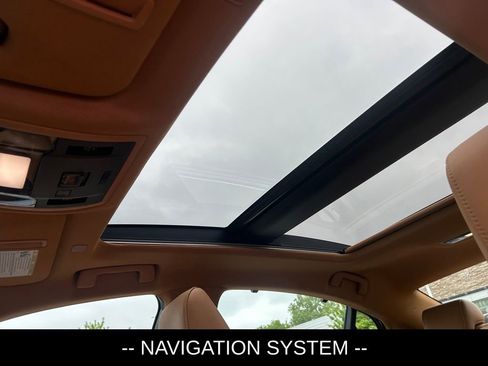 Used 2022 Lexus ES 350 Ultra Luxury w/ Accessory Package 2 FWD image 6