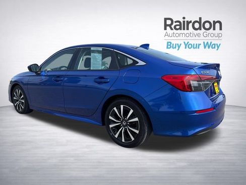 Used 2023 Honda Civic EX image 5