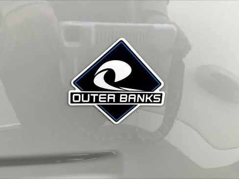 Used 2024 Ford Bronco Sport Outer Banks w/ Tech Package image 10