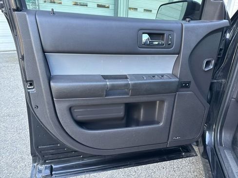 Used 2014 Ford Flex Limited w/ Equipment Group 303A AWD/4WD image 24