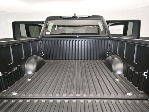 New 2026 Toyota Tundra SR5 w/ SR5 Convenience Package AWD/4WD image 13