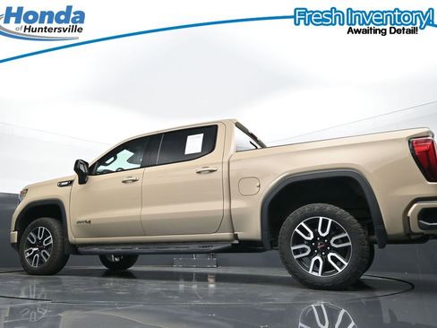 Used 2023 GMC Sierra 1500 AT4 w/ AT4 Preferred Package AWD/4WD image 31