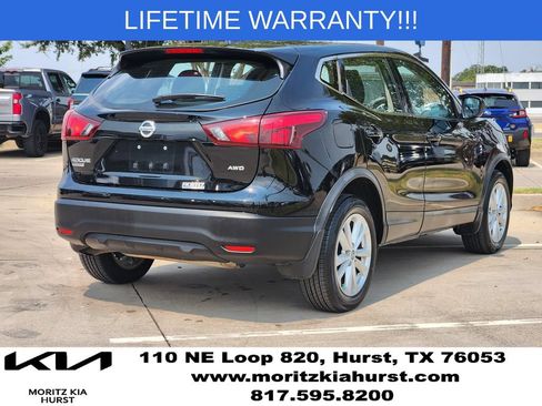 Used 2019 Nissan Rogue Sport S w/ Appearance Package AWD/4WD image 4