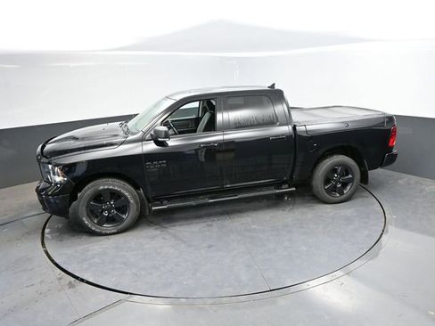 Used 2021 RAM 1500 Classic SLT w/ Electronics Convenience Group AWD/4WD image 40