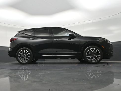 Used 2023 Chevrolet Blazer RS FWD image 28